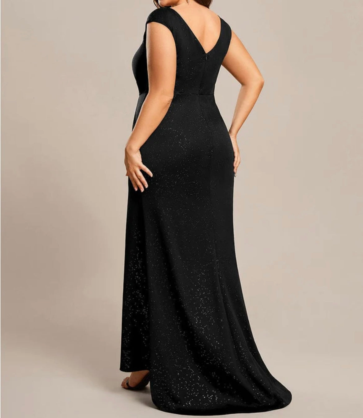 Plus Size Elegant V-neck Glitter Sequin Front Slit Mother of the Bride Dress- Black